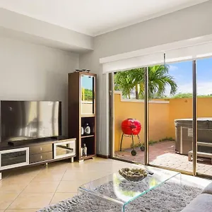  Holiday home Incredible House In Gold Coast With Private Jacuzzi New Remodeling